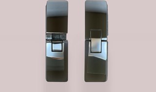 Shower screen glass clip
